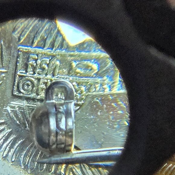 World of Peter Rabbit by Beatrix Potter Ann. Pin Brooch 22GP Fine Enamel Fish - Picture 4 of 14